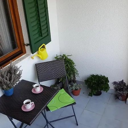 Apartment Apartman Modro Jezero